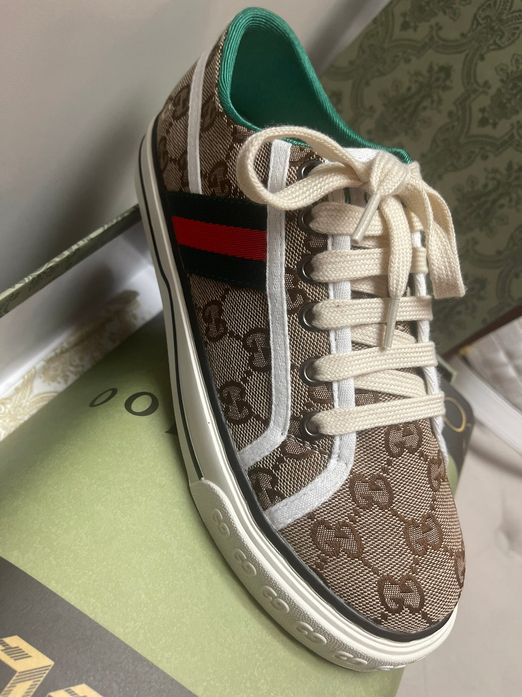 Brown Pattern sneakers