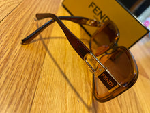 Load image into Gallery viewer, Brown F Sunglasses
