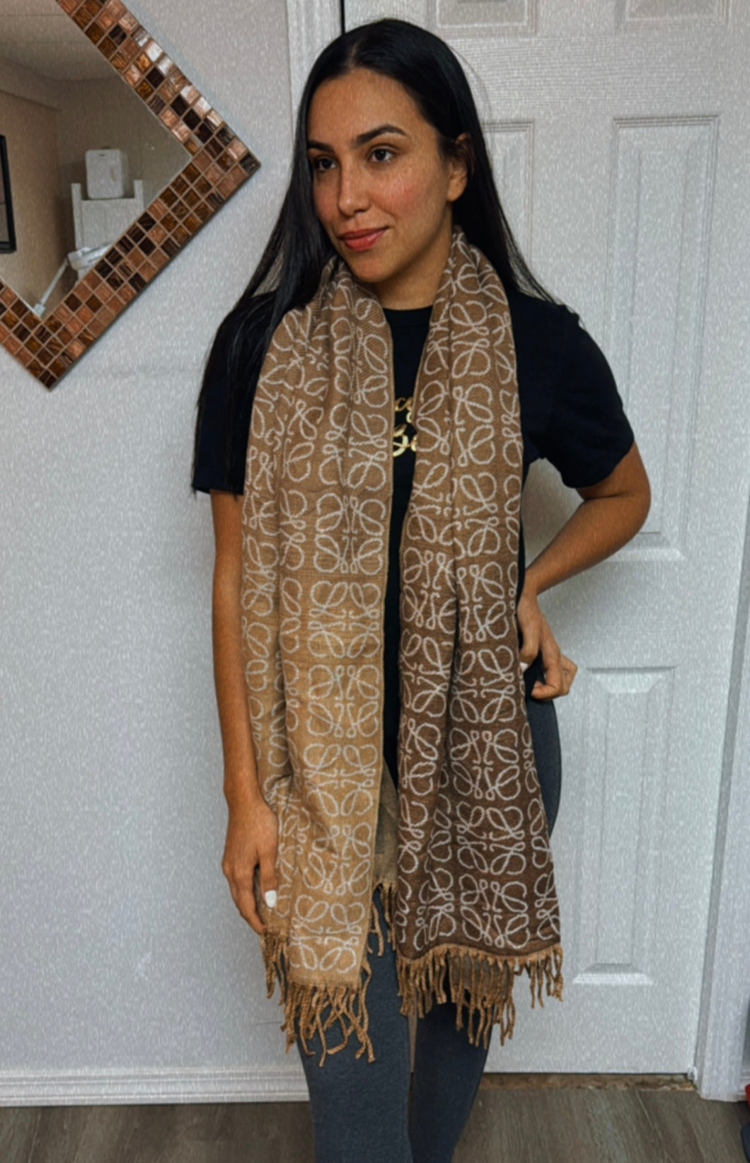 Brown reversible scarf