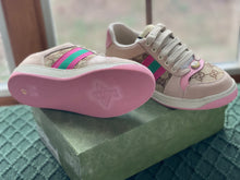 Load image into Gallery viewer, Pink Lover sneakers
