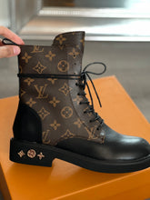 Load image into Gallery viewer, Brown monogram Boots
