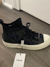 Load image into Gallery viewer, Navy blue Sneakers CD
